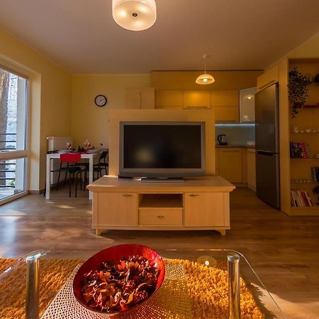 Komfortowy Apartament W Centrum Ustronia Buitenkant foto